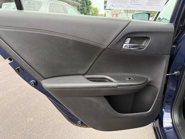 Used 2013 Honda Accord Sport image 15
