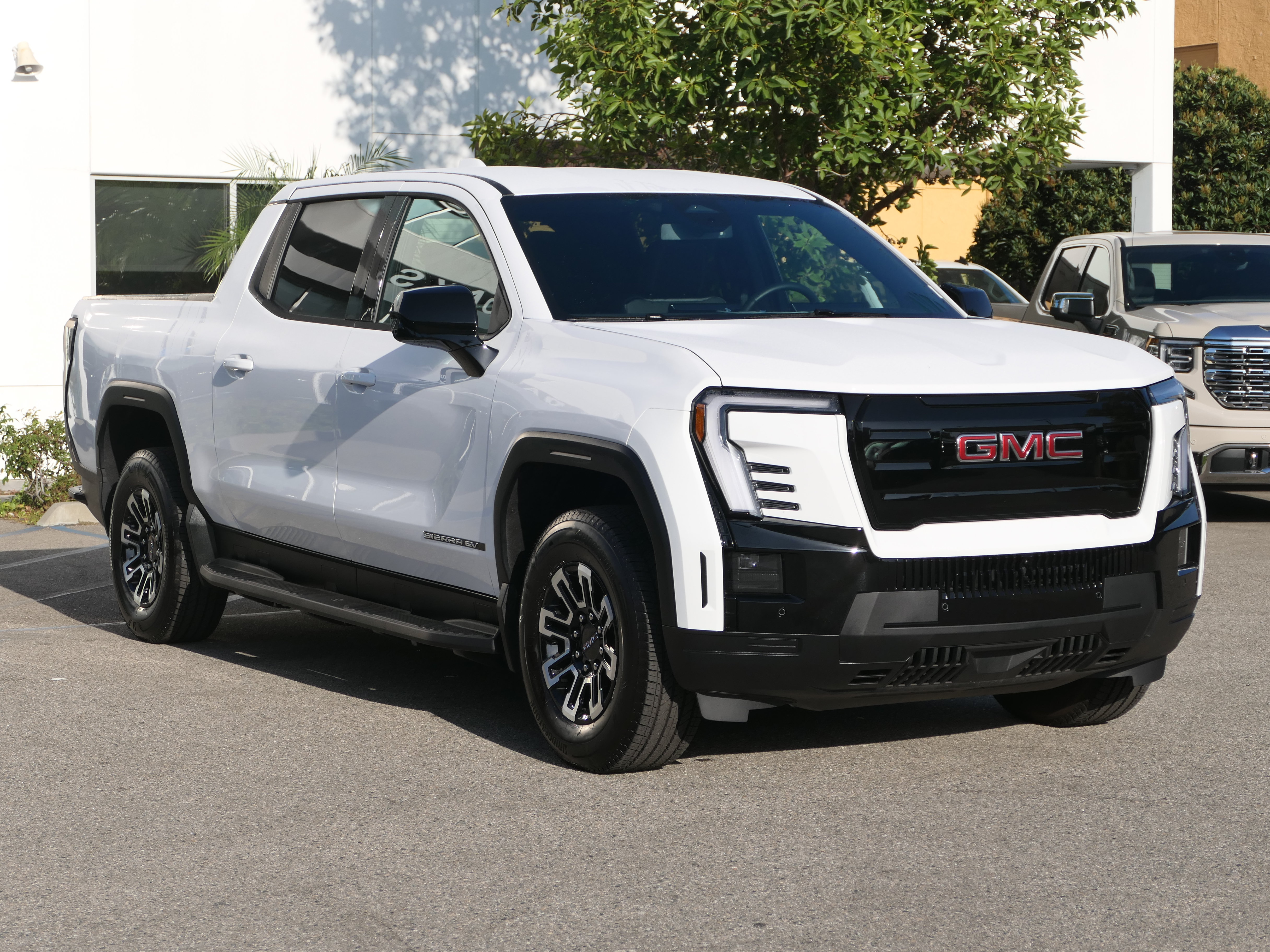 New 2026 GMC Sierra EV Elevation AWD/4WD image 8