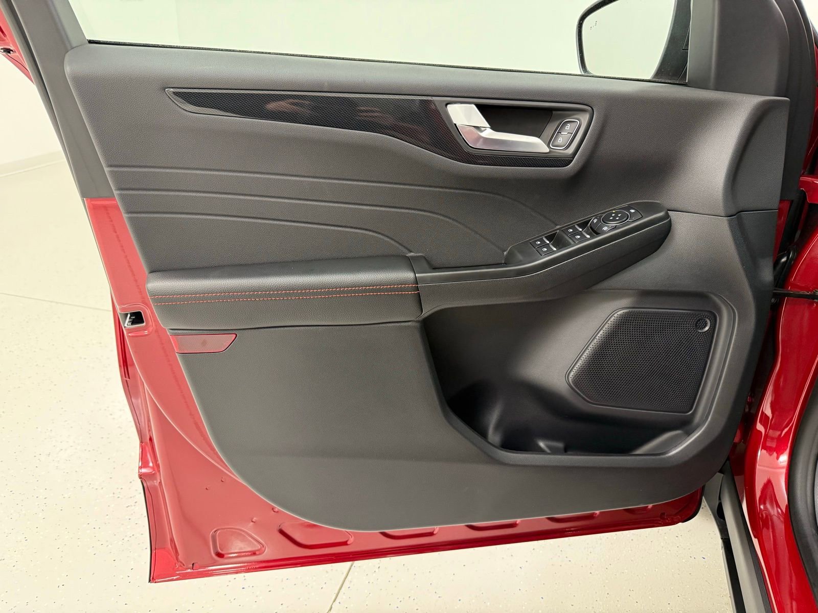 New 2026 Ford Escape ST-Line w/ Tech Pack #1 image 10