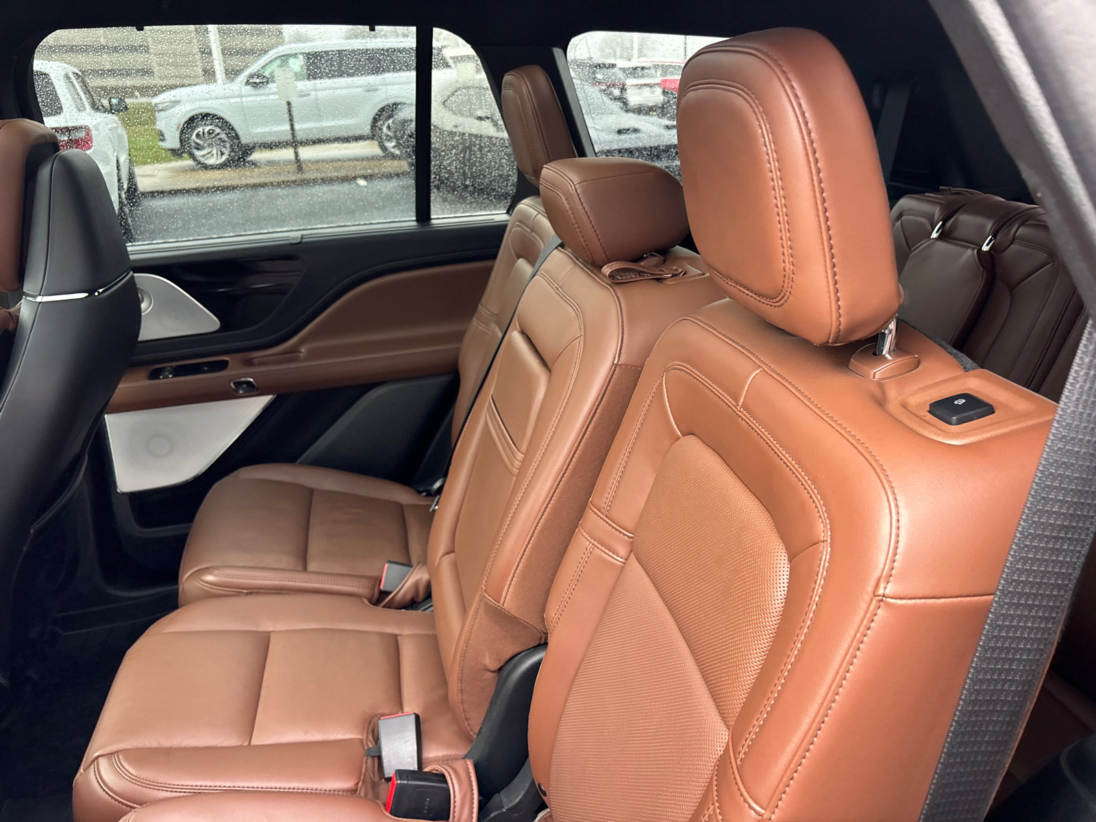 Certified 2023 Lincoln Aviator Reserve w/ Equipment Group 201A image 26