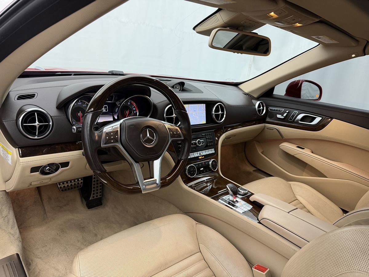 Used 2013 Mercedes-Benz SL 550 image 15