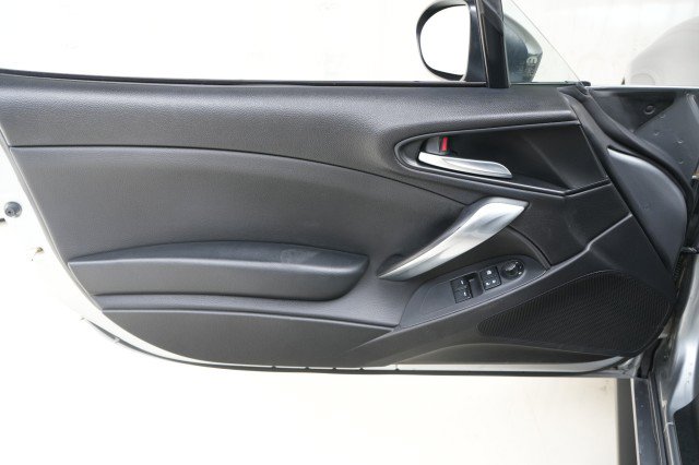 Used 2017 FIAT 124 Spider Abarth image 39