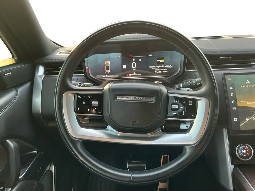 Used 2023 Land Rover Range Rover Long Wheelbase SE image 18