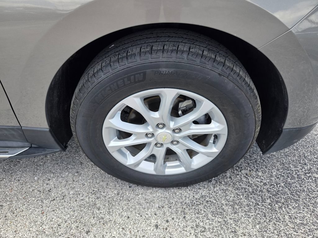 Certified 2018 Chevrolet Equinox LT FWD image 20