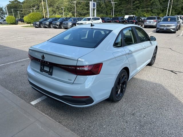 New 2025 Volkswagen Jetta SE image 7