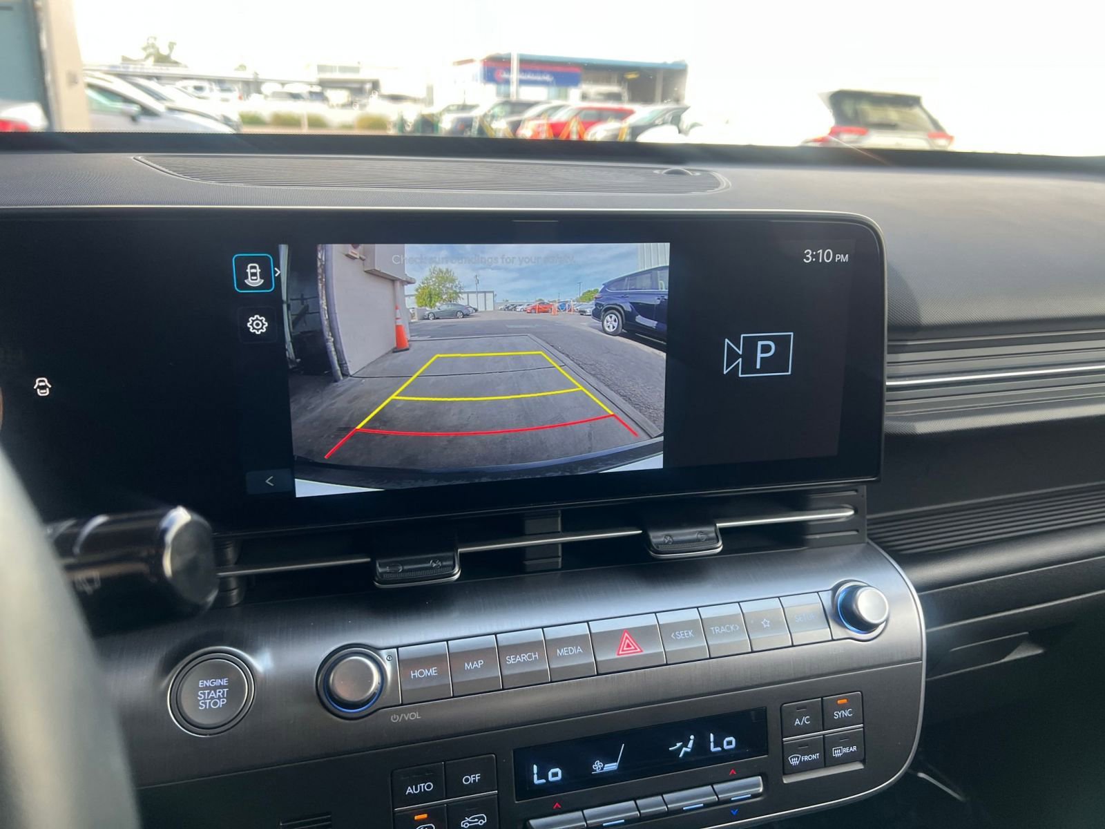 Used 2025 Hyundai Kona SEL image 24