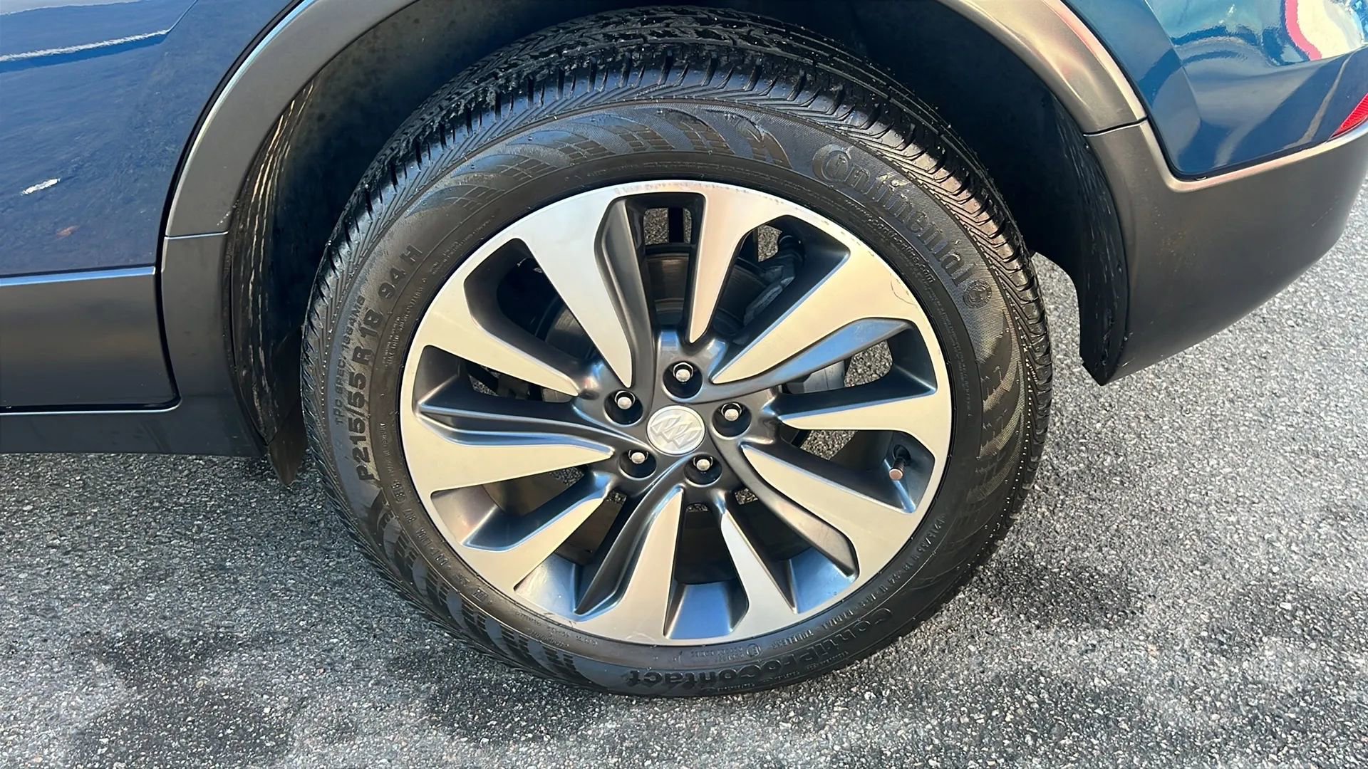 Used 2019 Buick Encore Essence image 11