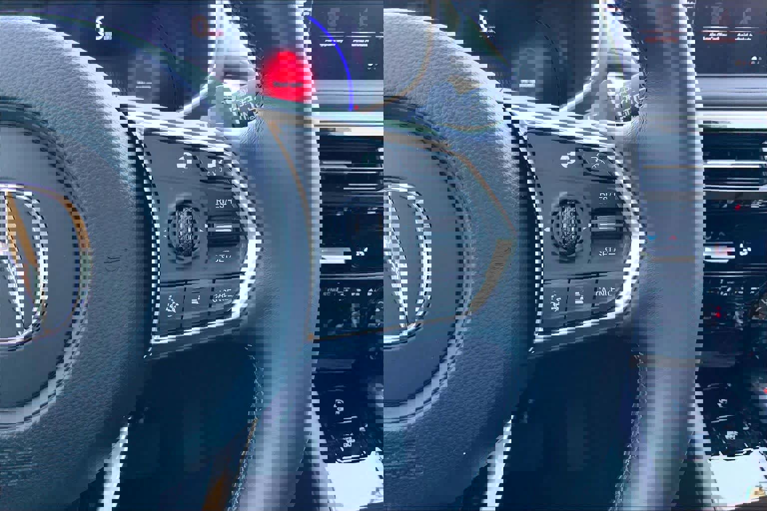 Certified 2026 Acura MDX FWD w/ Technology Package image 24