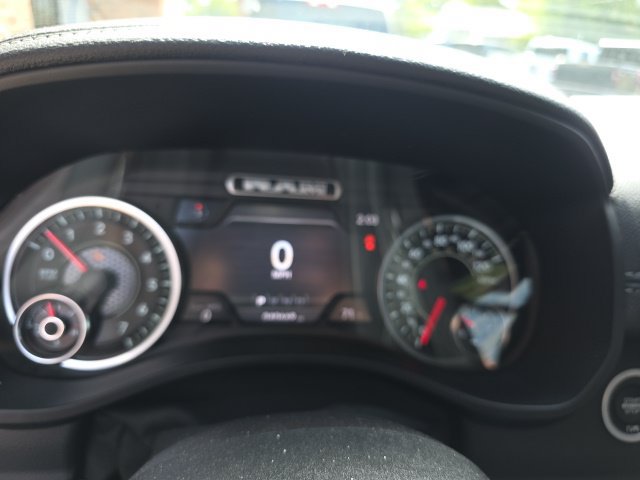Used 2020 RAM 1500 Laramie w/ Sport Appearance Package AWD/4WD image 23