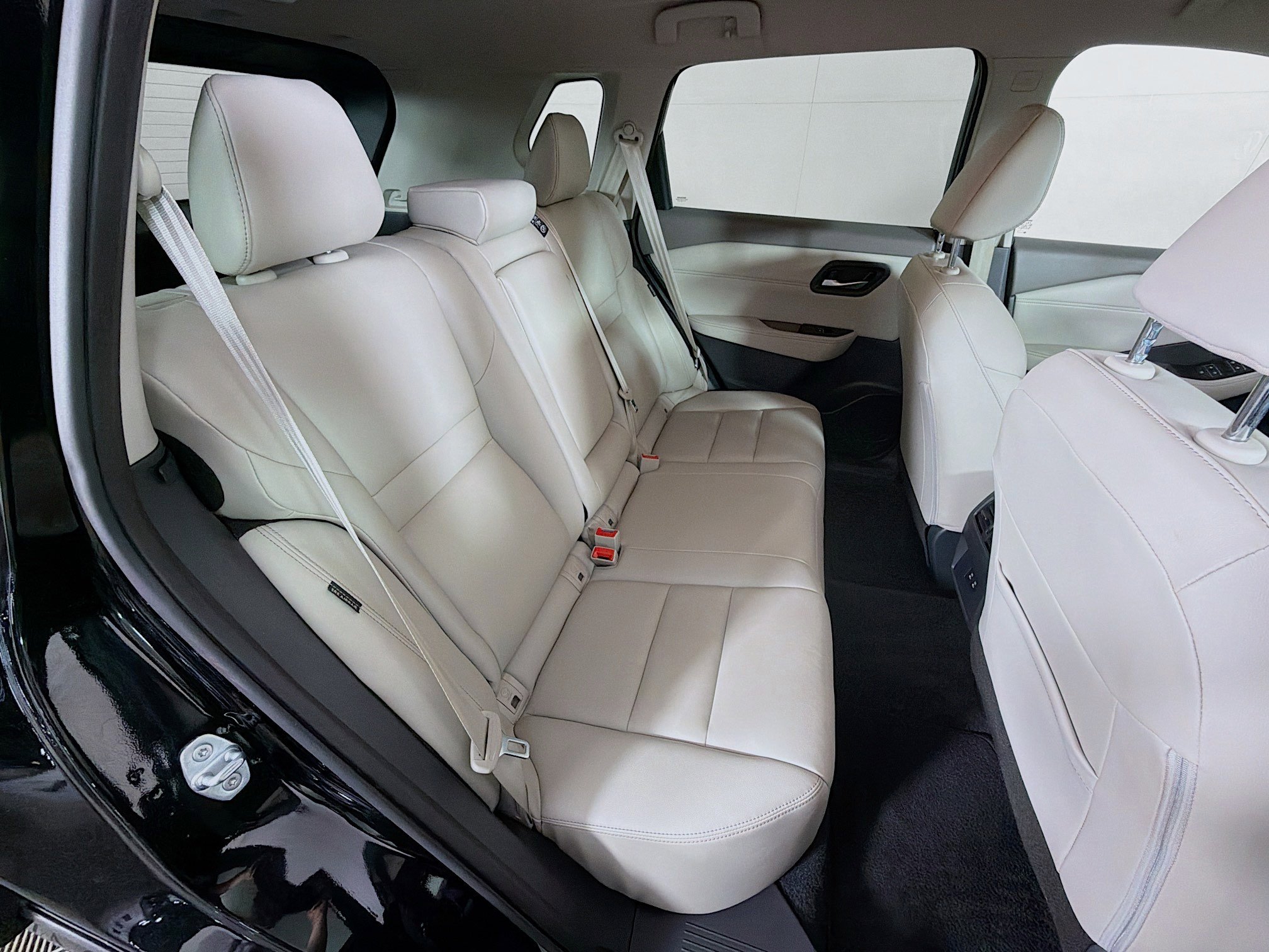 Used 2026 Nissan Rogue SL image 27