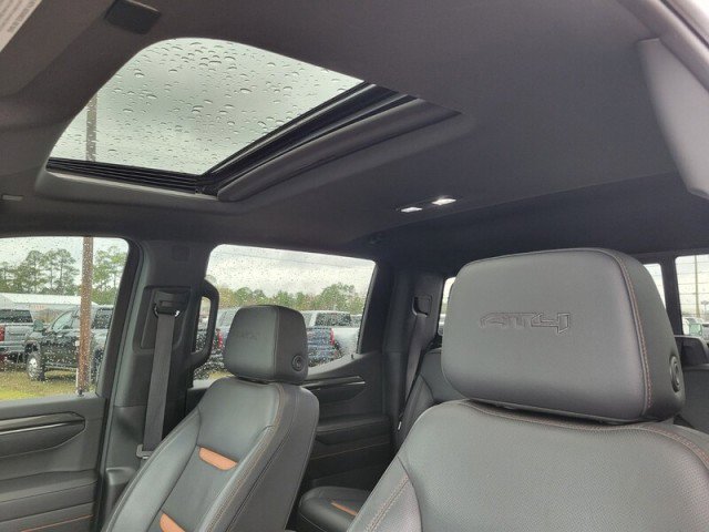 Used 2024 GMC Sierra 1500 AT4 w/ Technology Package image 23