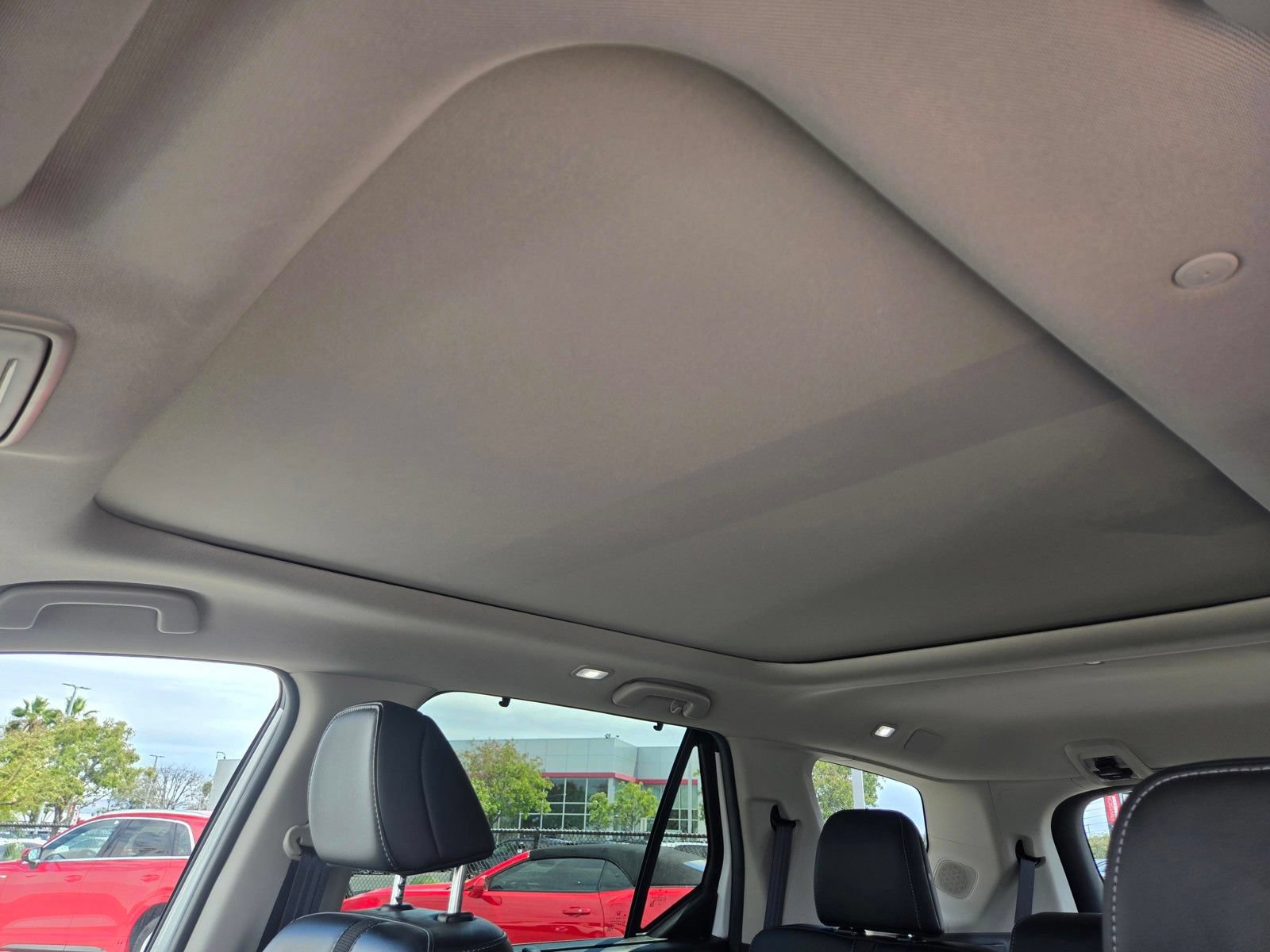 Certified 2025 Honda Pilot Touring image 15