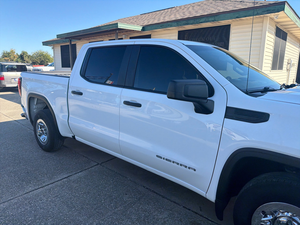 Used 2021 GMC Sierra 1500 2WD Crew Cab w/ Sierra Value Package image 10