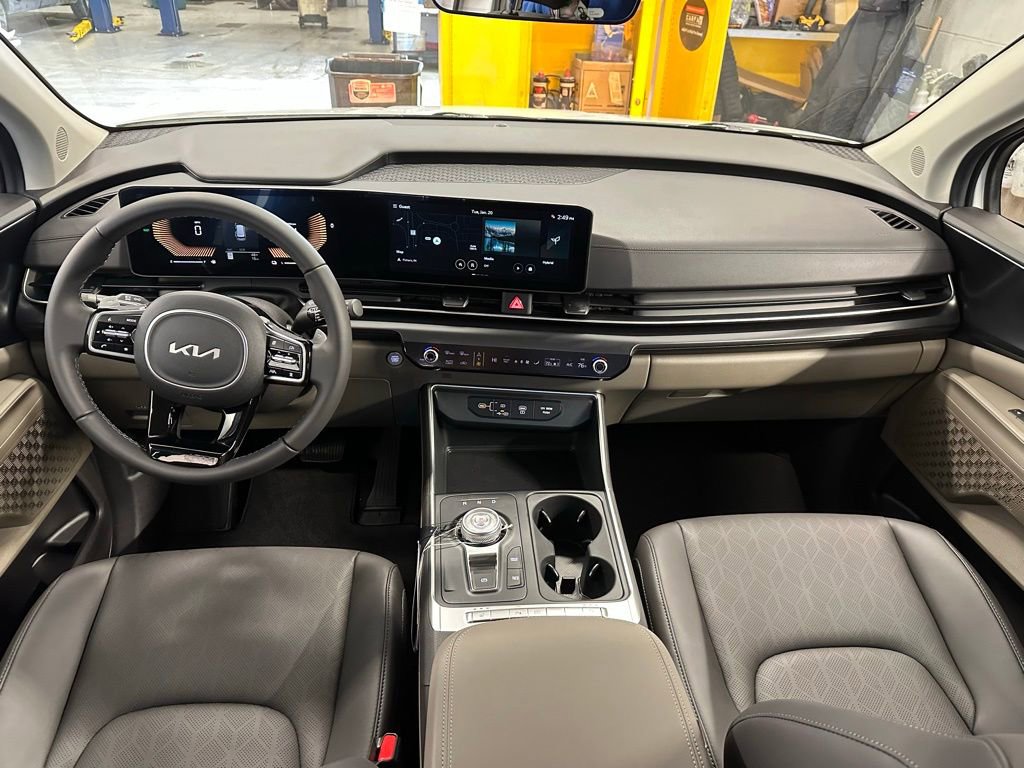 New 2026 Kia Carnival LXS image 16