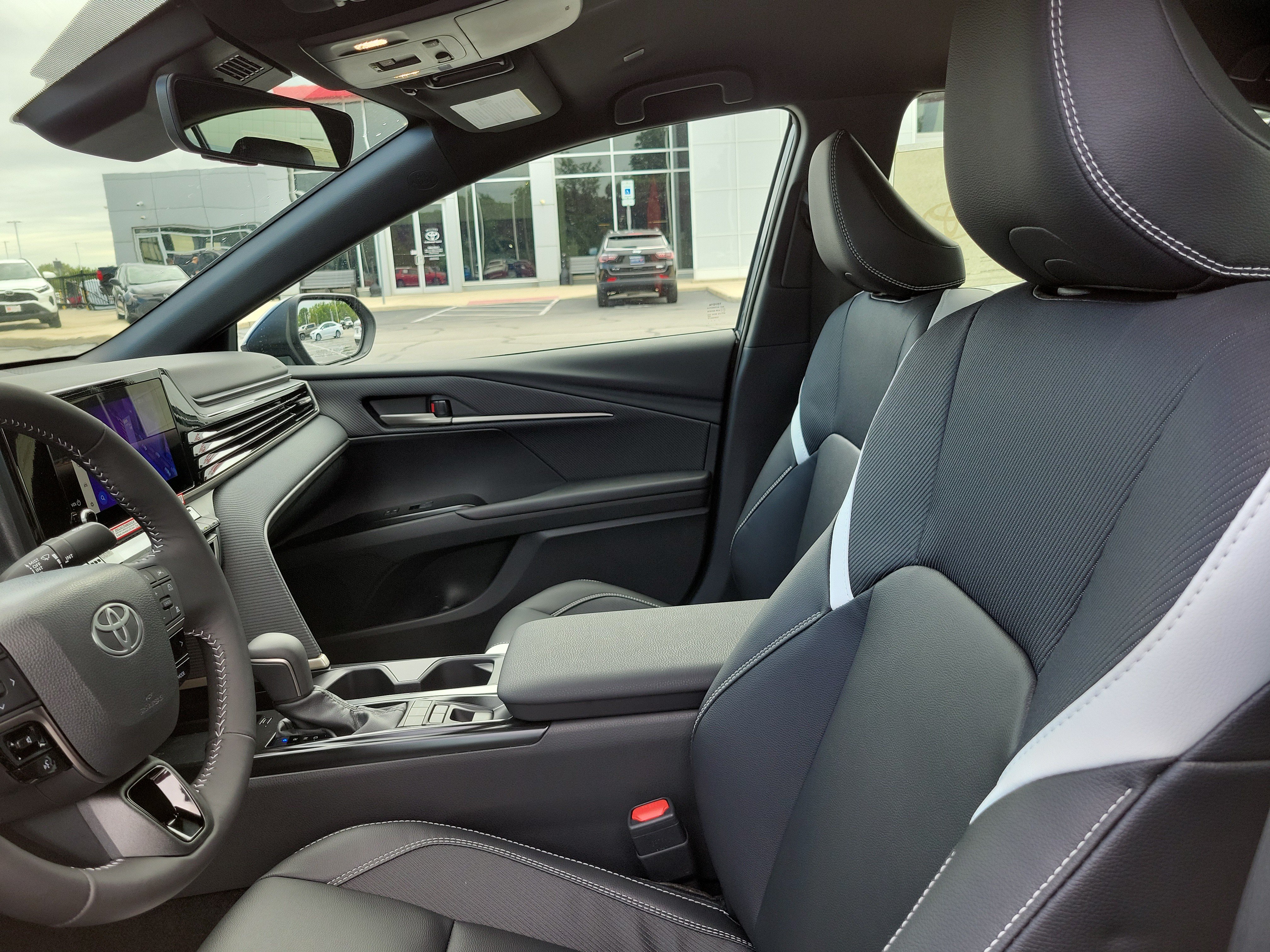 New 2026 Toyota Camry SE w/ Convenience Package AWD/4WD image 20