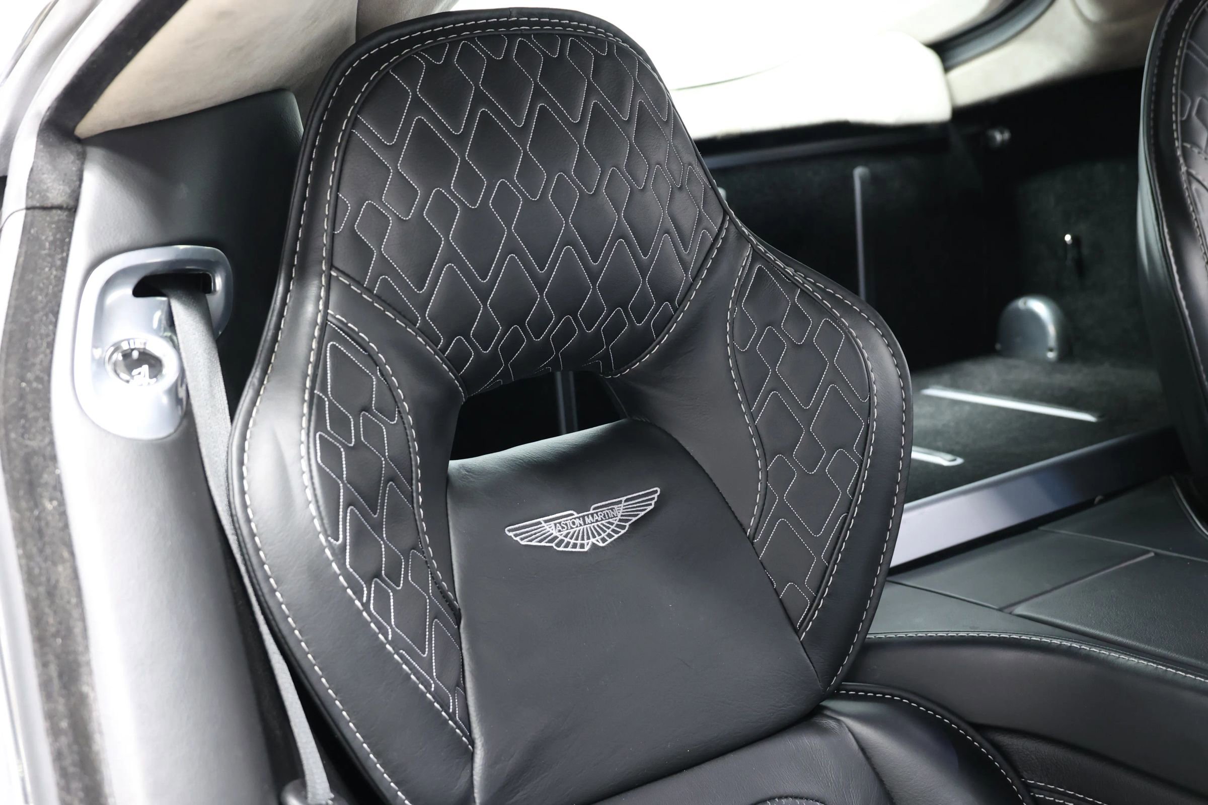 Used 2015 Aston Martin Rapide S image 67