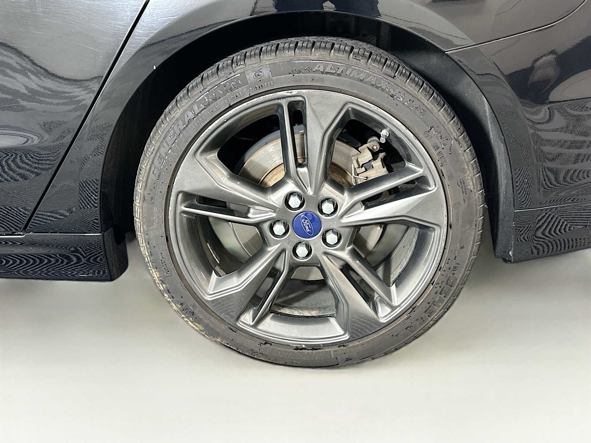 Used 2017 Ford Fusion Sport w/ Equipment Group 401A AWD/4WD image 11