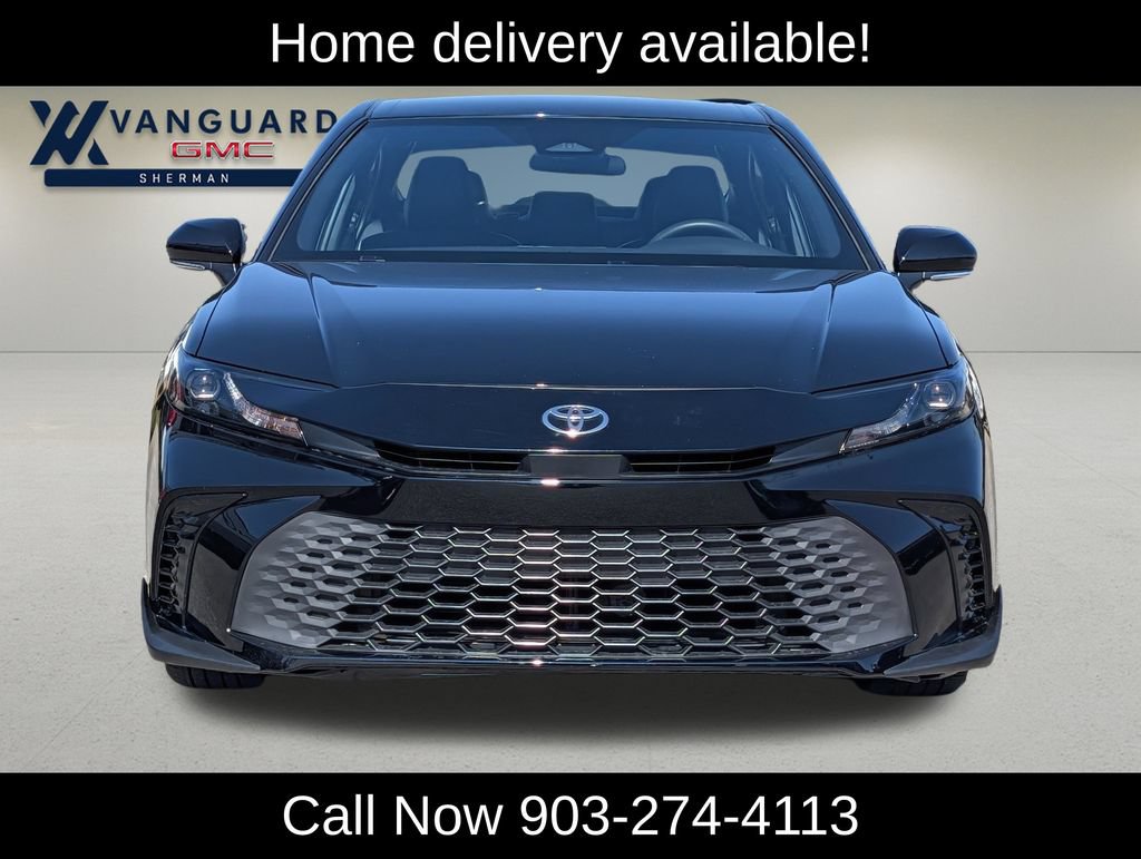 Used 2026 Toyota Camry SE FWD image 2