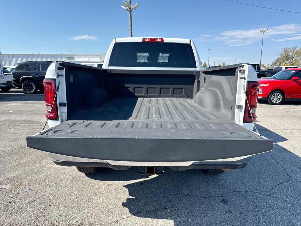 Used 2025 RAM 2500 Big Horn AWD/4WD image 24