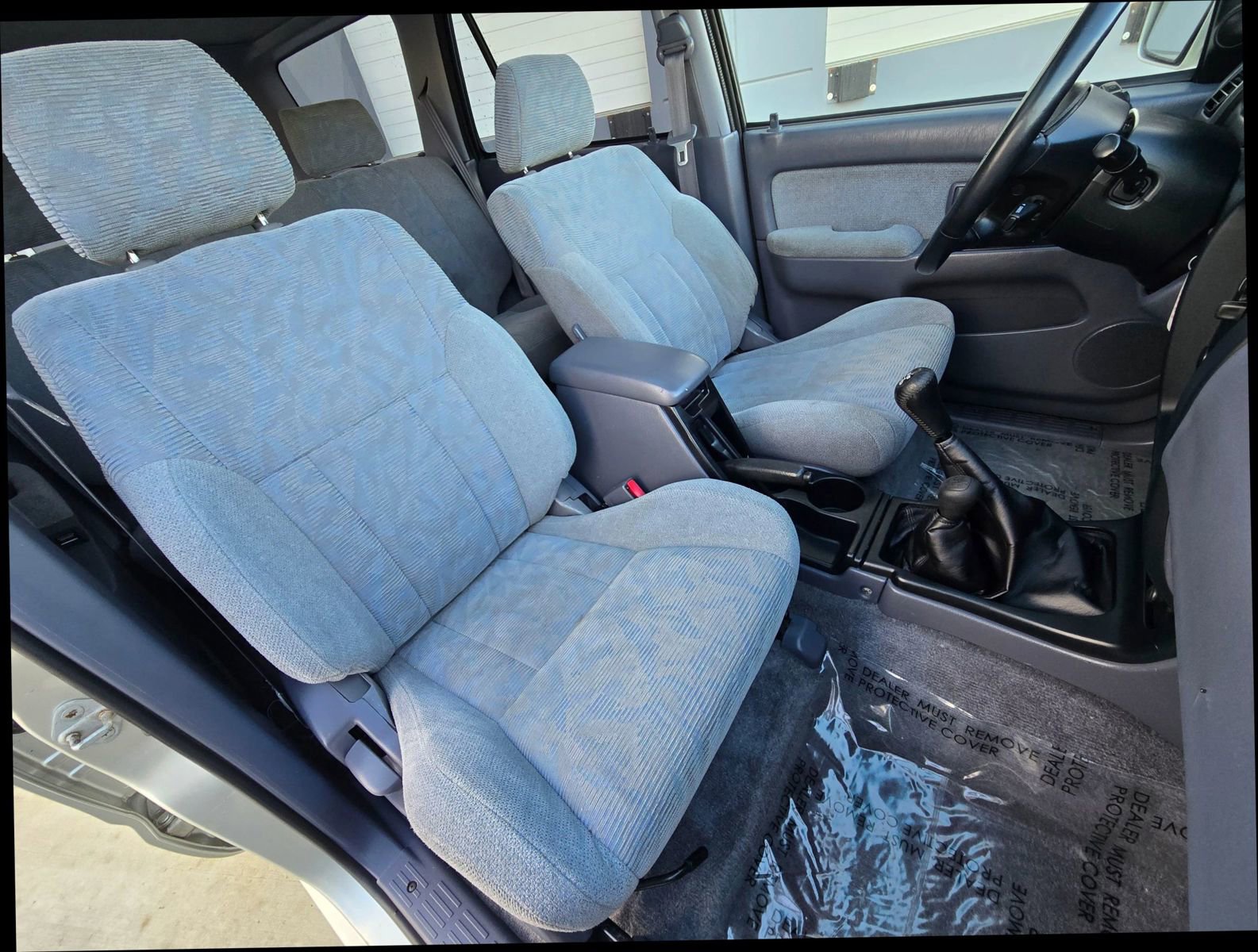 Used 2000 Toyota 4Runner SR5 image 22