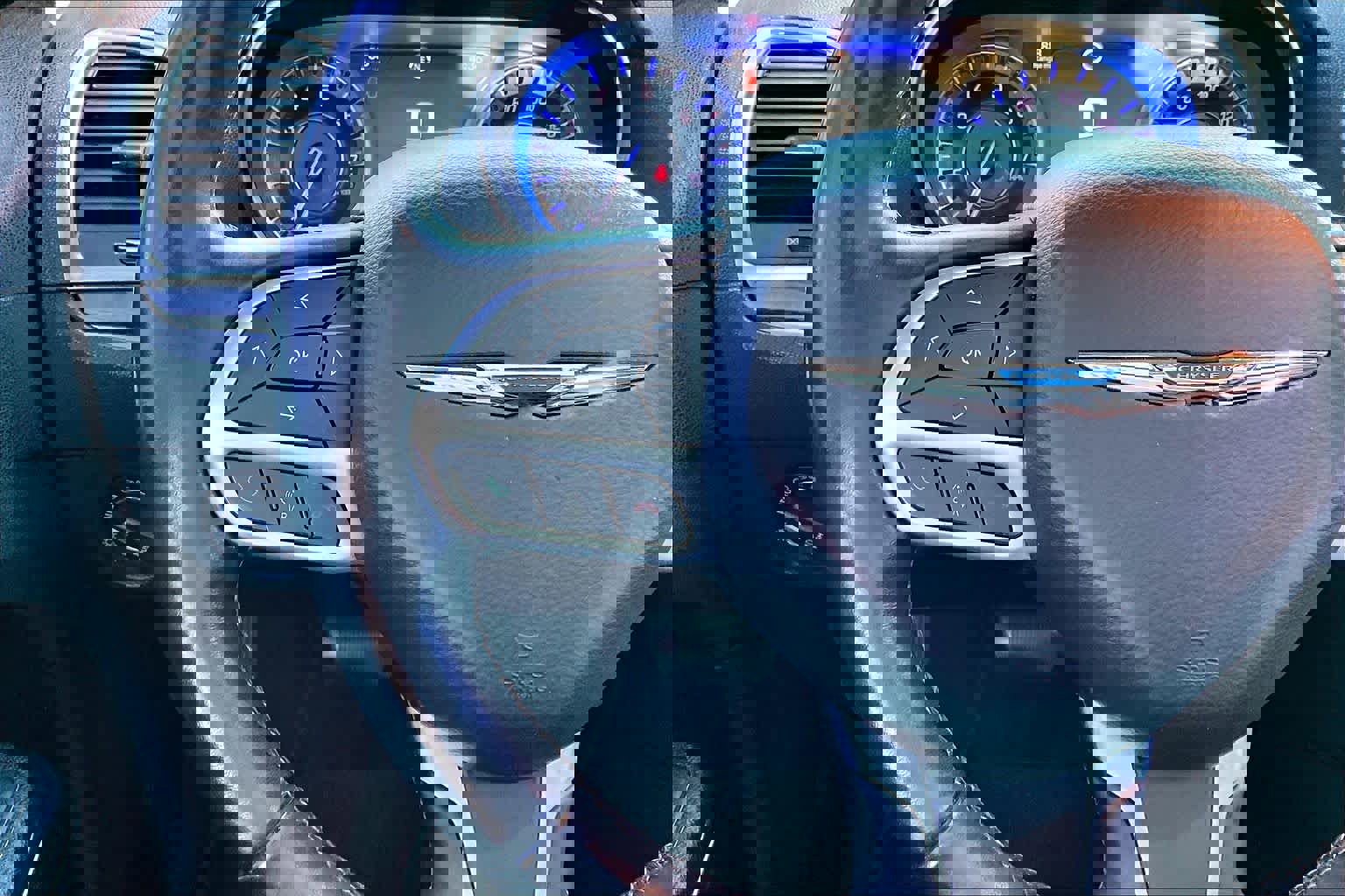 Used 2017 Chrysler 300 C image 23