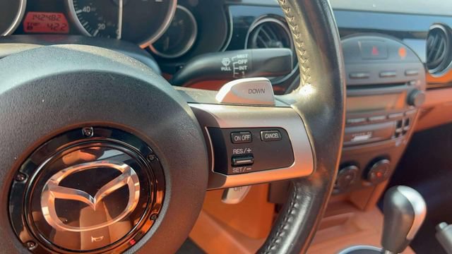Used 2006 MAZDA MX-5 Miata Grand Touring w/ Premium Pkg RWD image 24