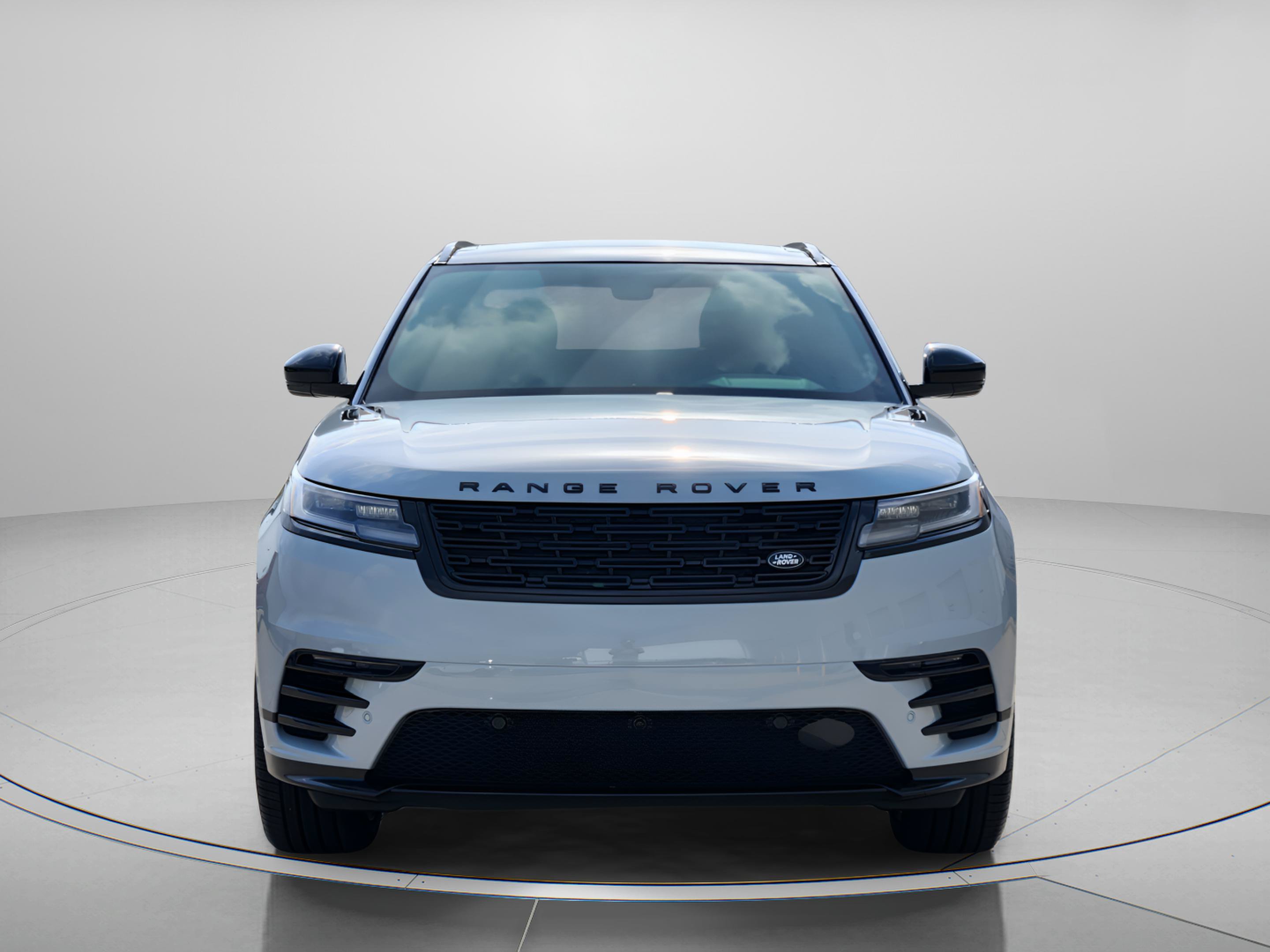 New 2026 Land Rover Range Rover Velar Dynamic SE AWD/4WD image 6