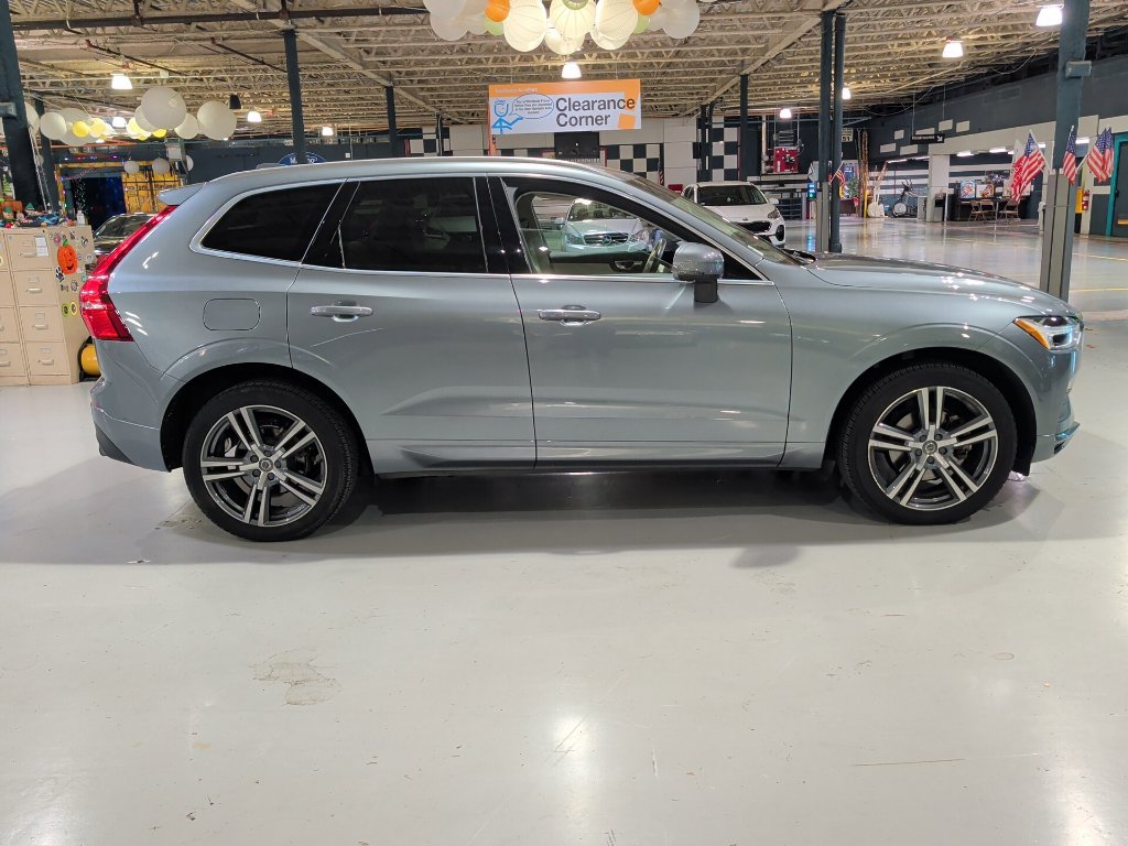 Used 2020 Volvo XC60 T5 Momentum AWD/4WD image 11