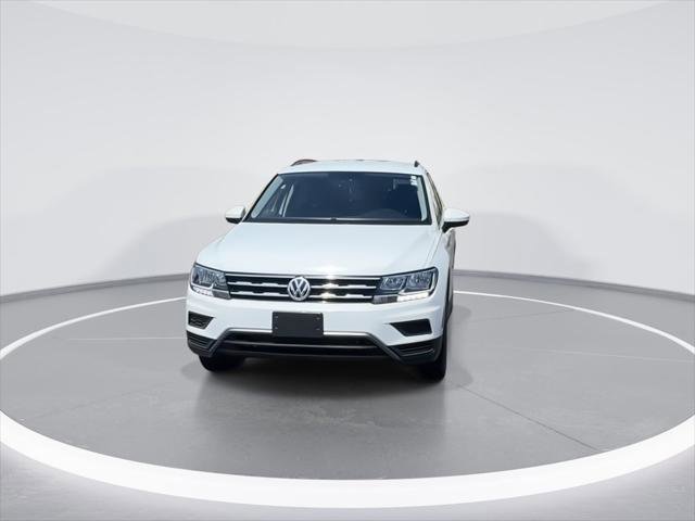 Certified 2021 Volkswagen Tiguan SE AWD/4WD image 3