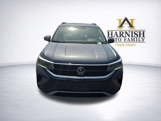 Certified 2023 Volkswagen Taos SE FWD image 7