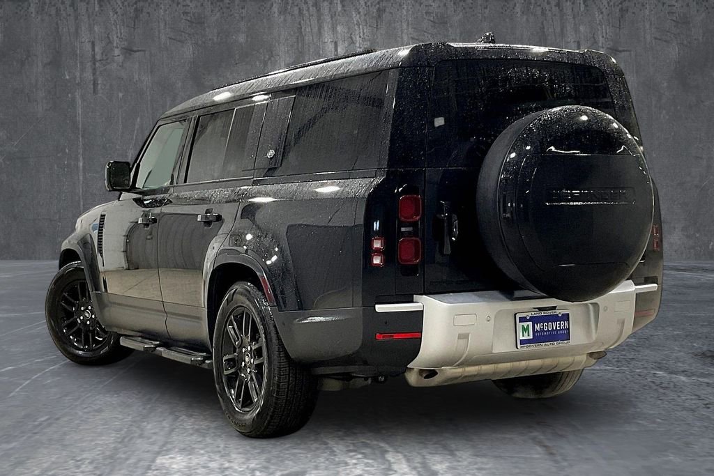 Used 2024 Land Rover Defender 130 S image 4