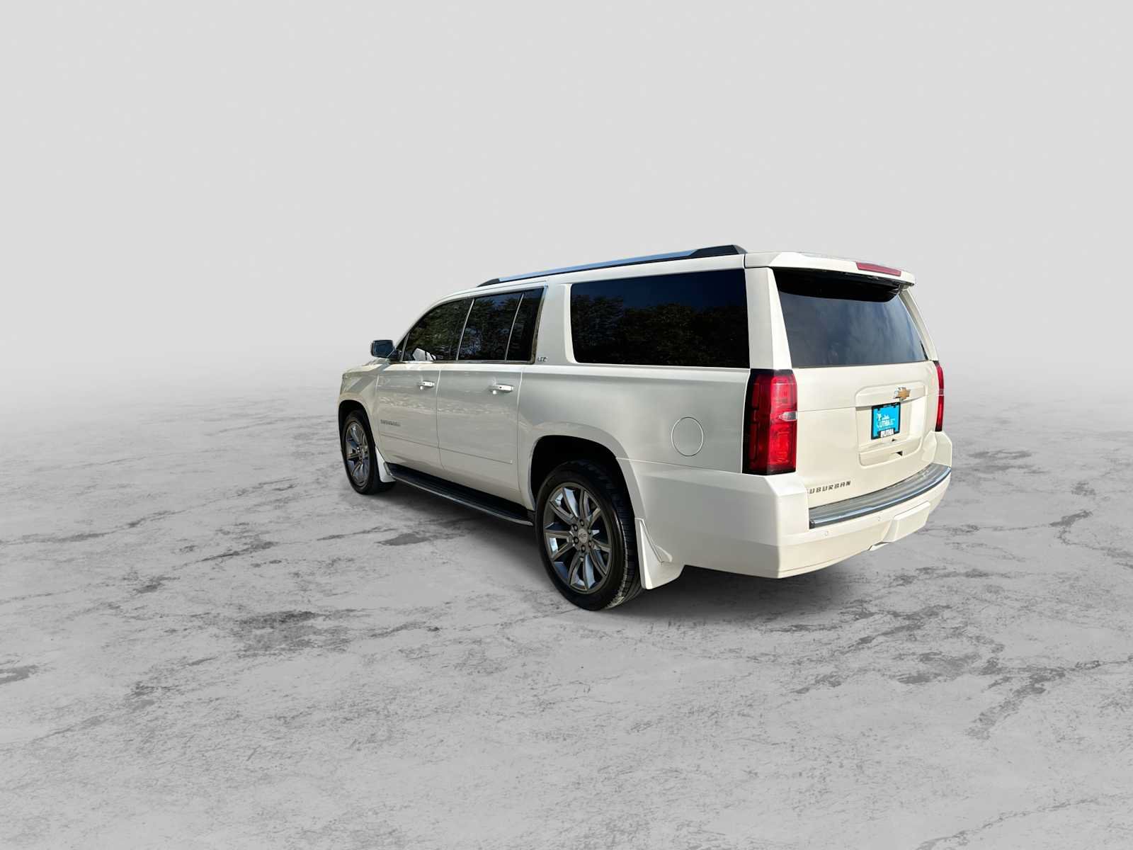 Used 2015 Chevrolet Suburban LTZ AWD/4WD image 6