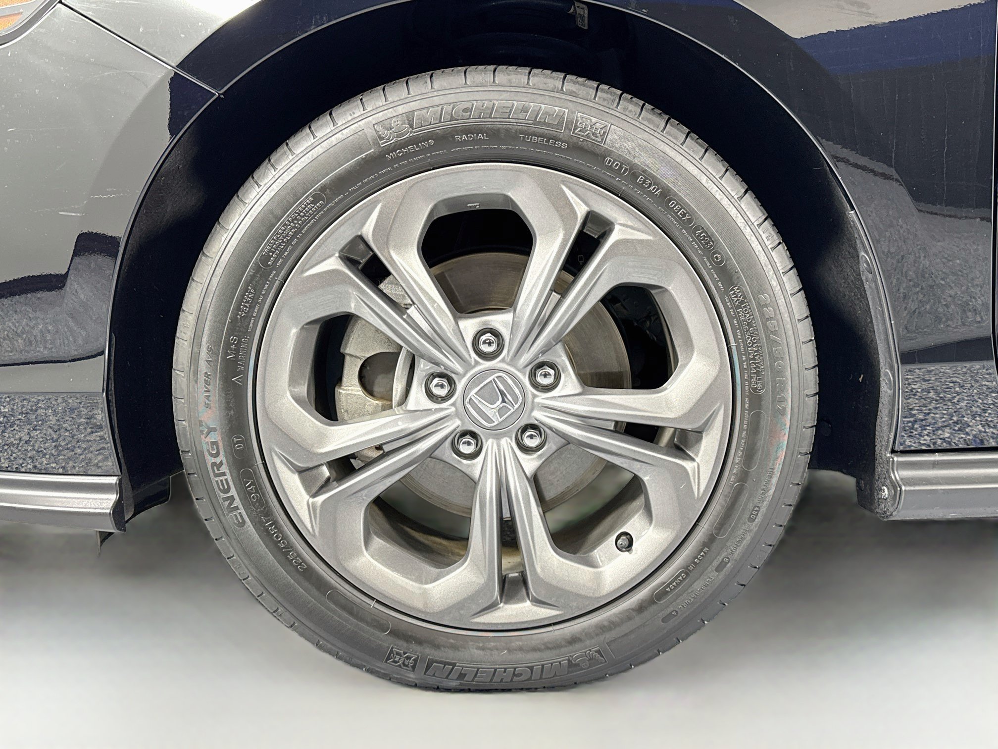 Certified 2024 Honda Accord EX image 30