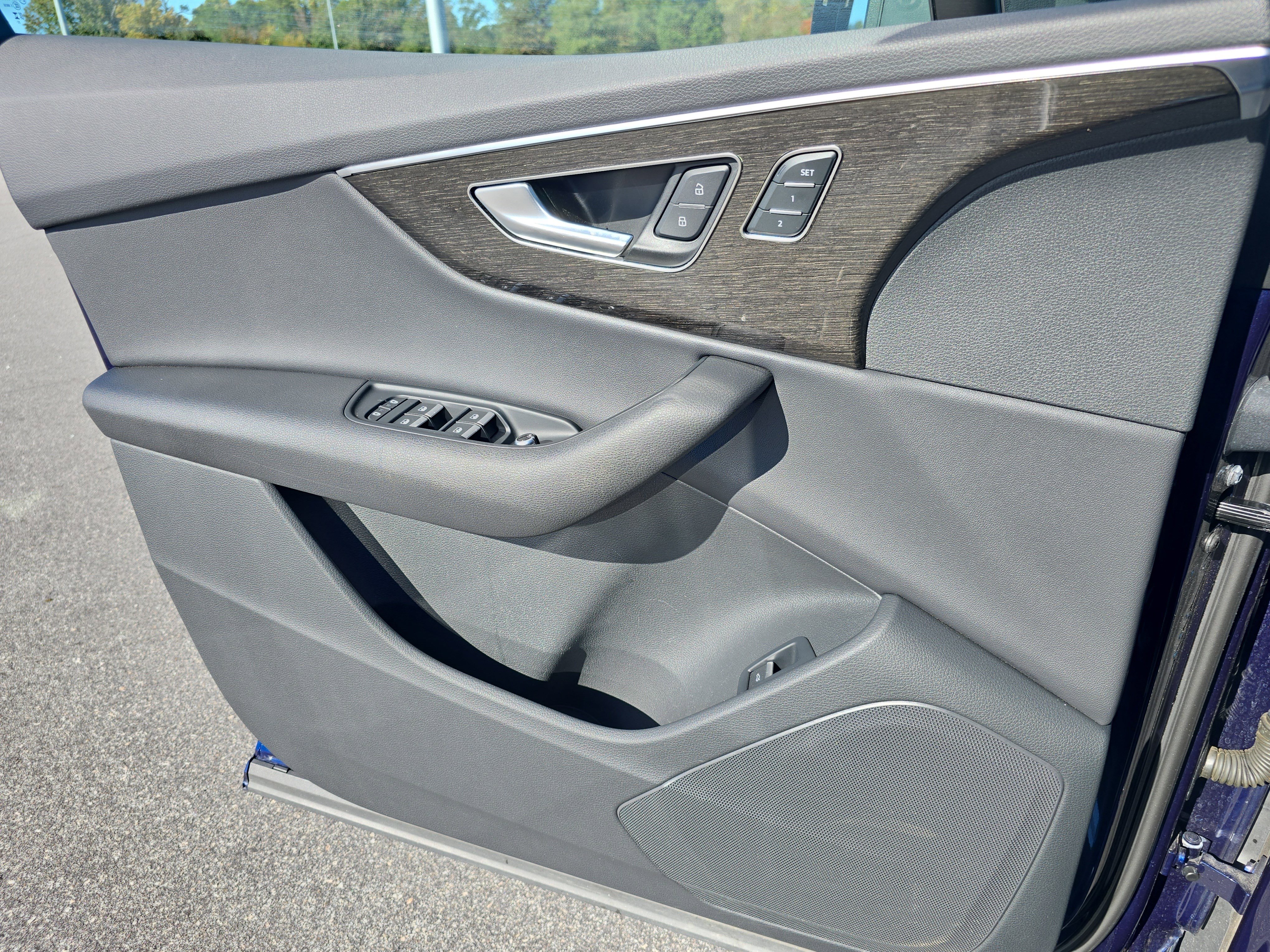 Used 2023 Audi Q7 2.0T Premium w/ Towing Package image 25