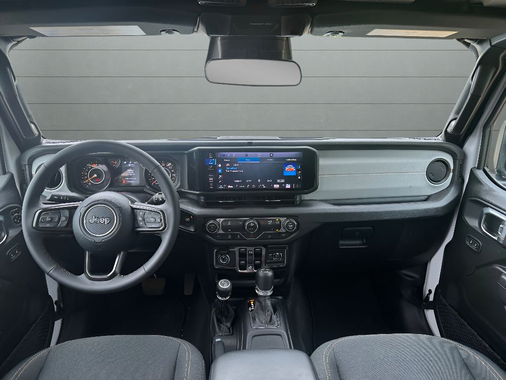 Used 2025 Jeep Wrangler Unlimited Sport AWD/4WD image 15