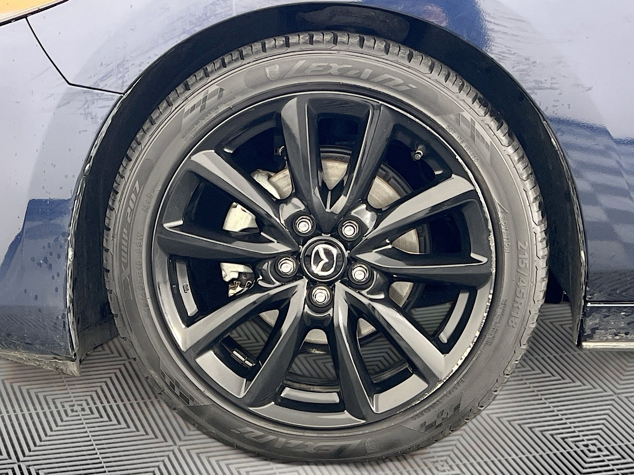 Used 2020 MAZDA MAZDA3 Hatchback w/ Premium Package image 34