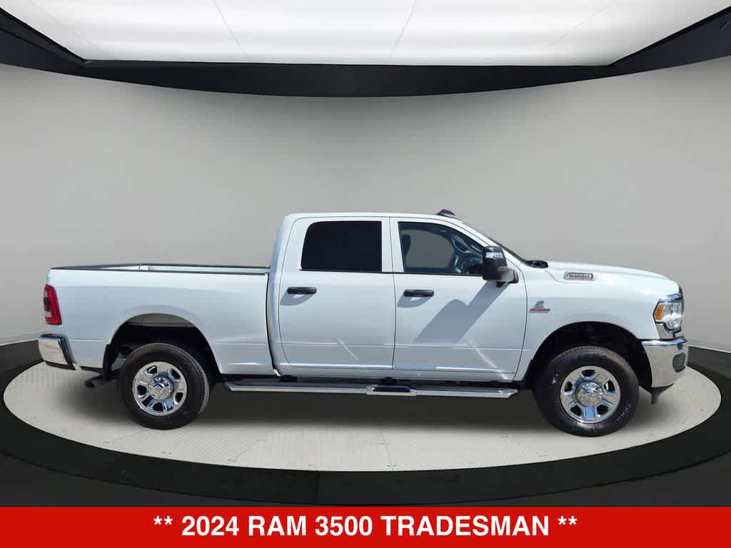 Used 2024 RAM 3500 Tradesman w/ Towing Technology Group AWD/4WD image 7