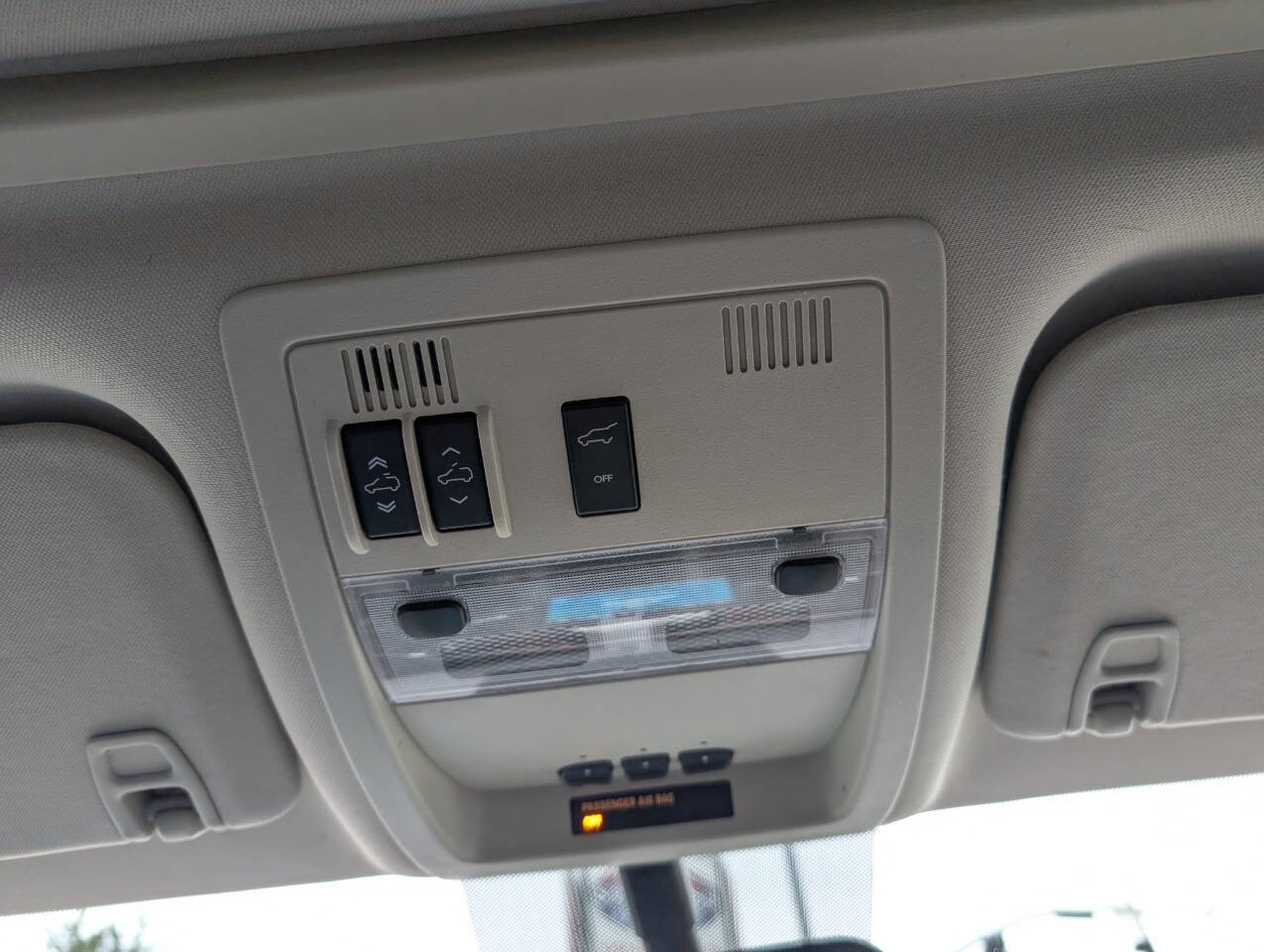 Used 2014 Cadillac Escalade Platinum image 34