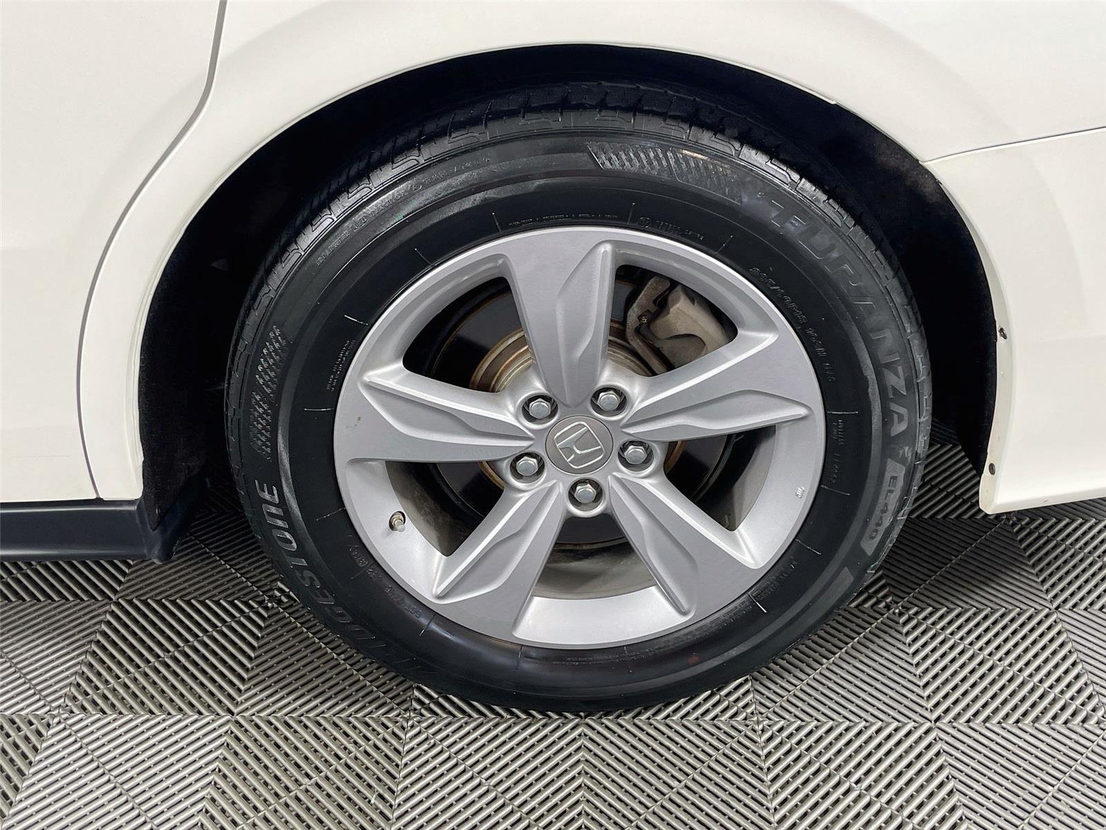Used 2019 Honda Odyssey EX-L image 36