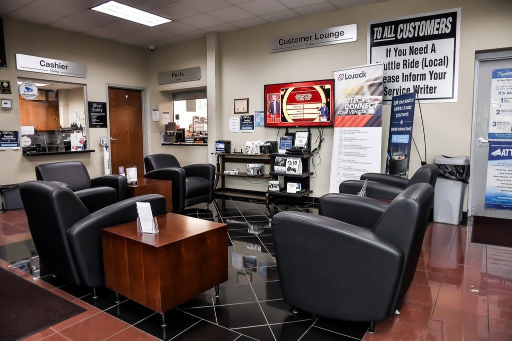 Used 2023 RAM 3500 Tradesman image 15