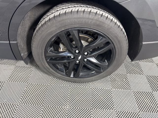 Used 2020 Chevrolet Equinox LT w/ Sport Edition image 12