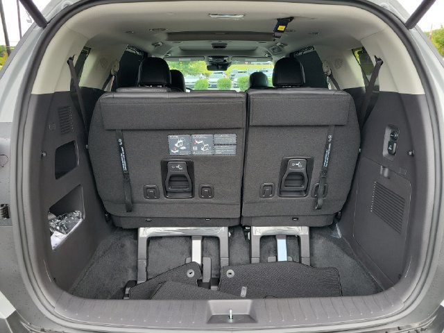New 2027 Kia Carnival SX w/ Dark Edition Package FWD image 15