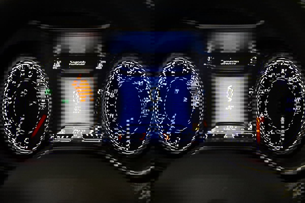 Used 2022 Jeep Cherokee Trailhawk w/ Trailer Tow Group image 40