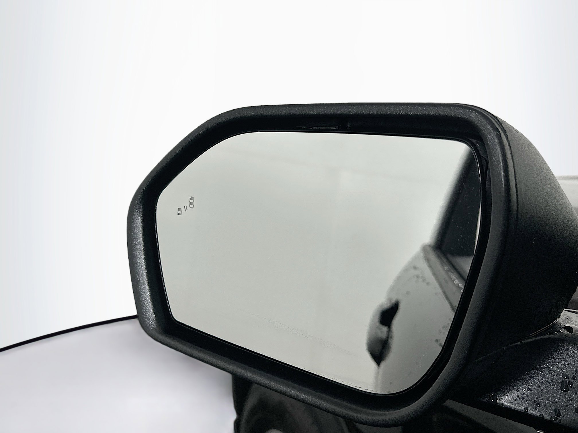 Used 2025 Ford Explorer Active image 16