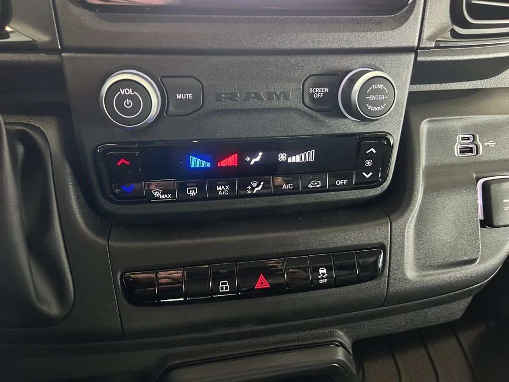 New 2025 RAM ProMaster 2500 w/ Convenience Group FWD image 26