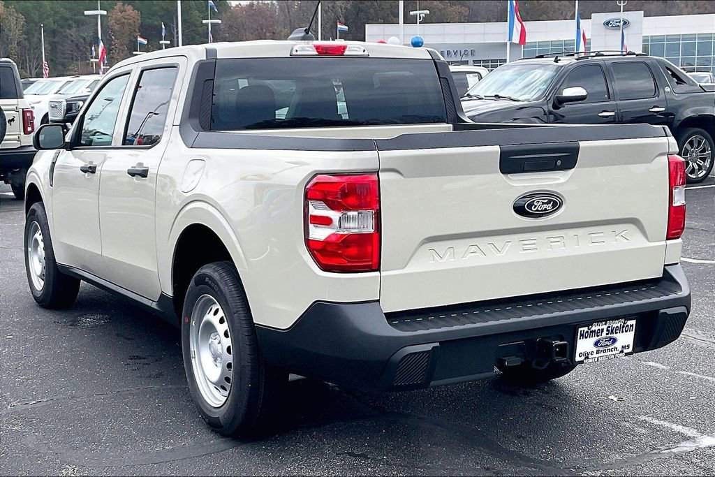 New 2025 Ford Maverick XL w/ Equipment Group 102A image 3