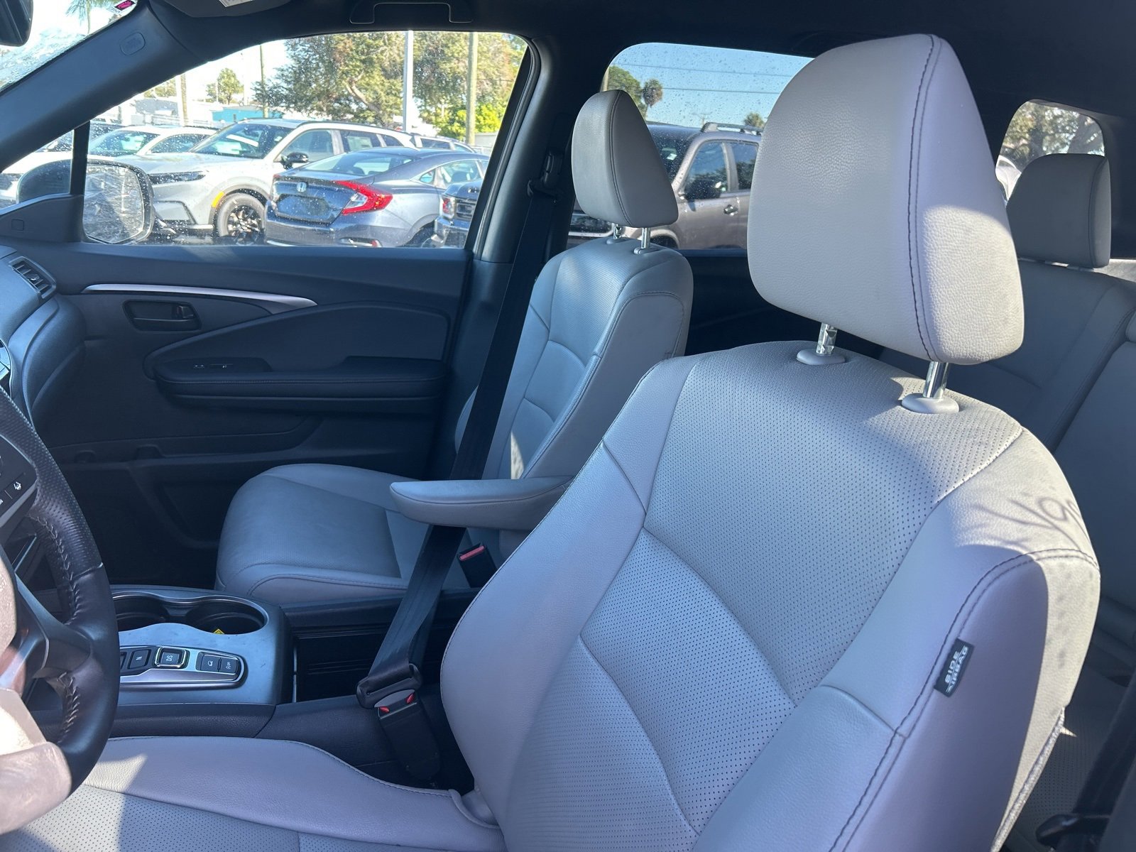 Used 2022 Honda Passport EX-L image 10