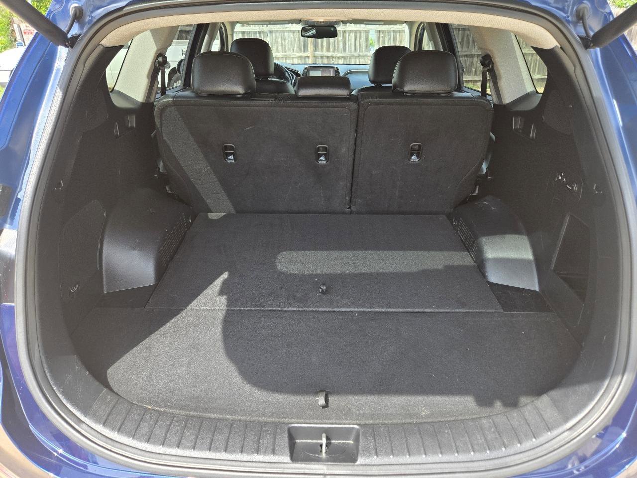 Used 2019 Hyundai Santa Fe AWD w/ Cargo Package image 19