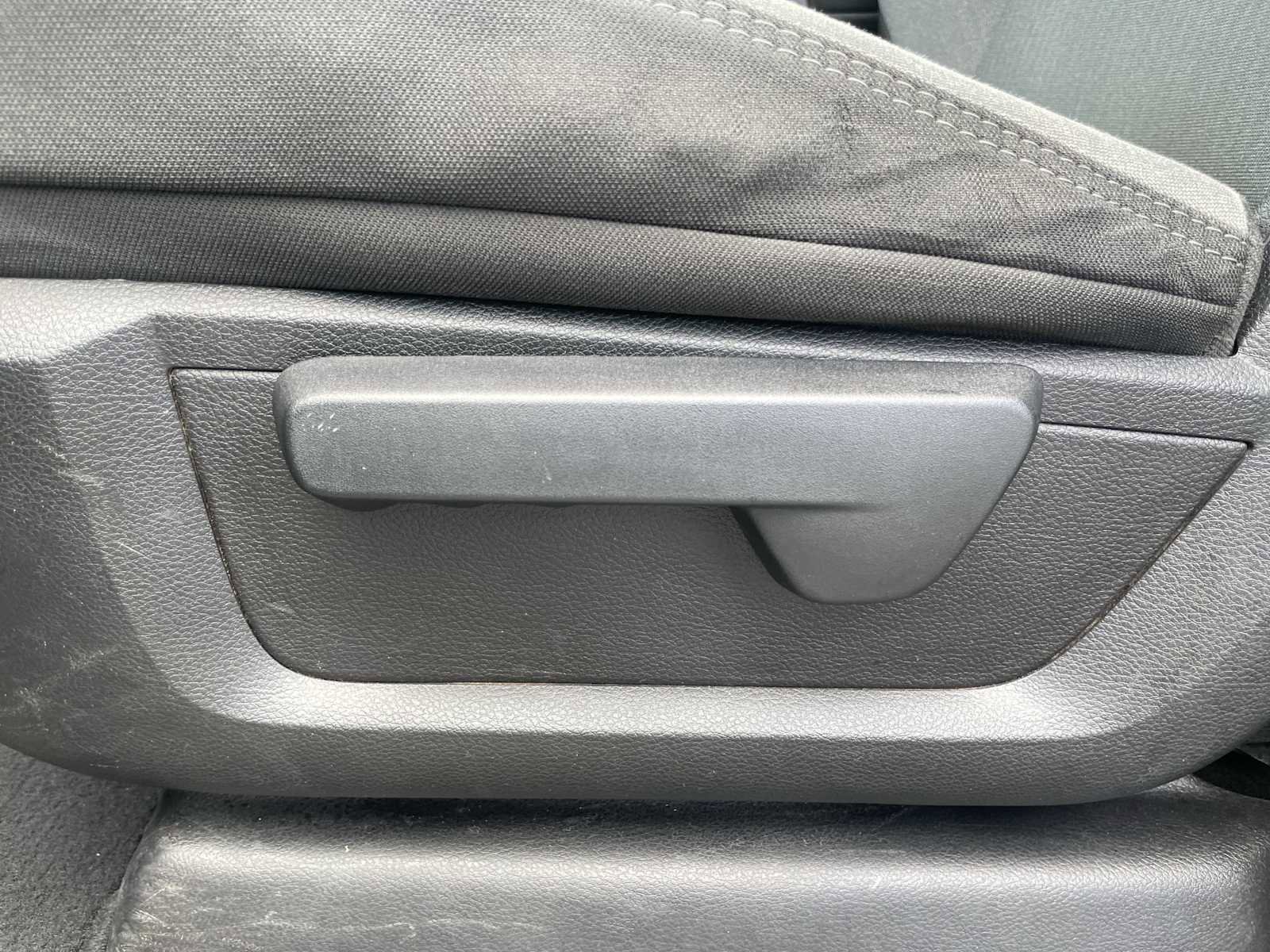 Used 2021 RAM 2500 Big Horn image 14