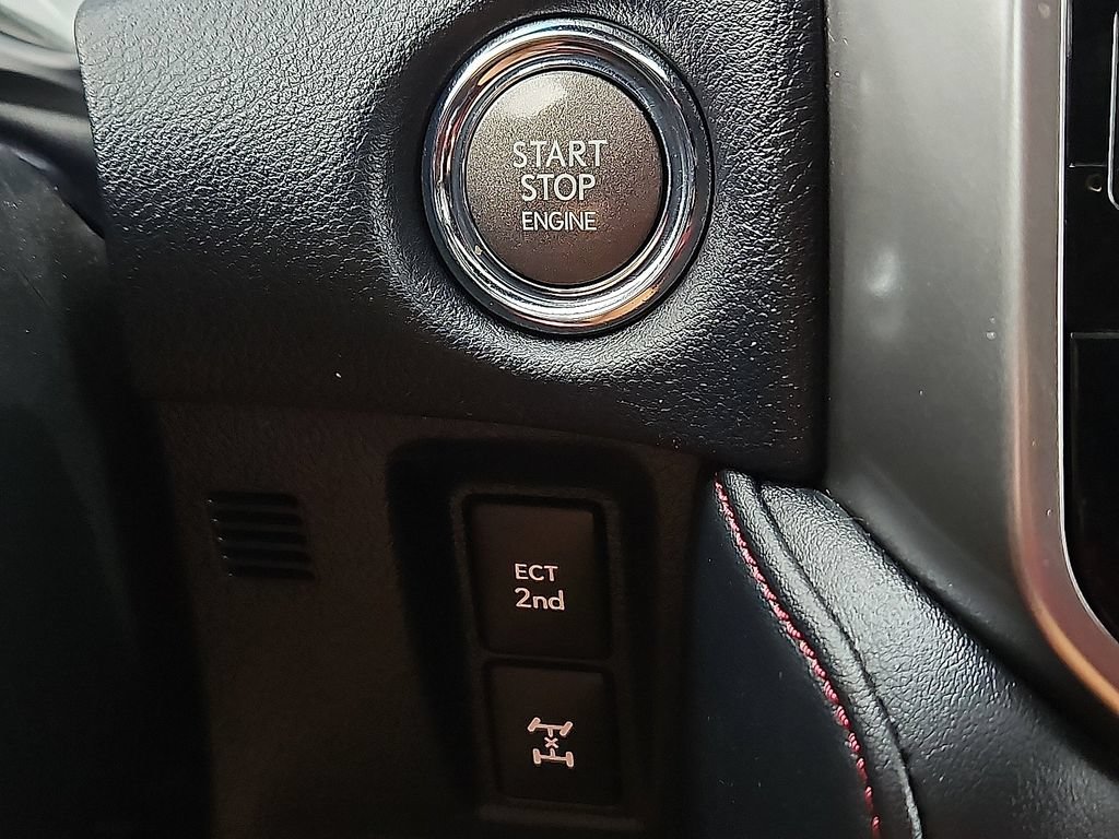 Used 2022 Lexus GX 460 Luxury w/ Sport Design Package AWD/4WD image 25
